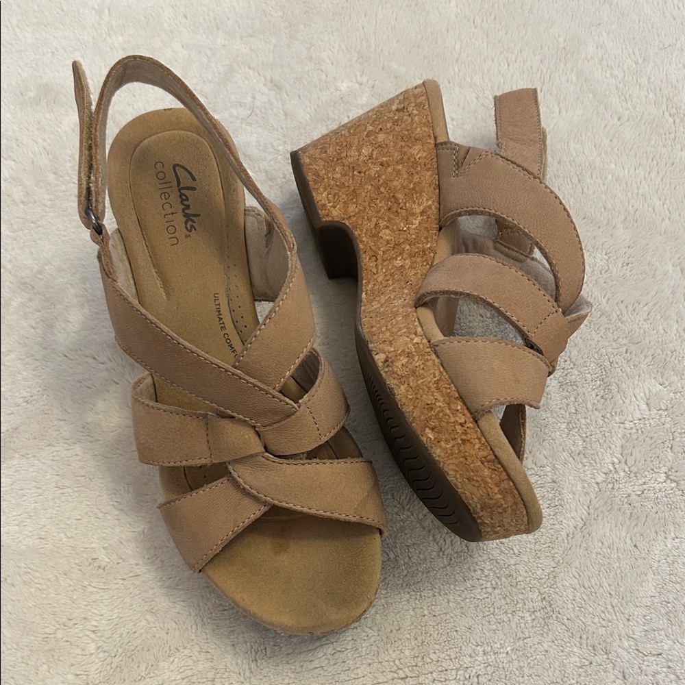 Clarks Tan Wedge Sandals! Like New!